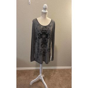 Maurices Women's Gray Embellished Long Sleeve T-Shirt Cross Graphic Lace Size 1
